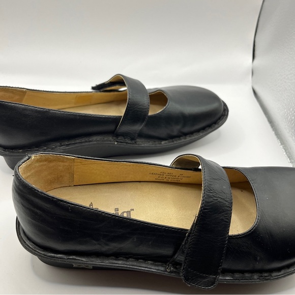 Women's ALEGRIA Black Leather Mary Jane Comfort Shoes Size 38/7 Hook And Eye - Picture 5 of 10
